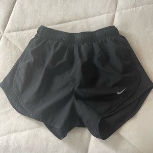 Woman’s Nike running shorts size small